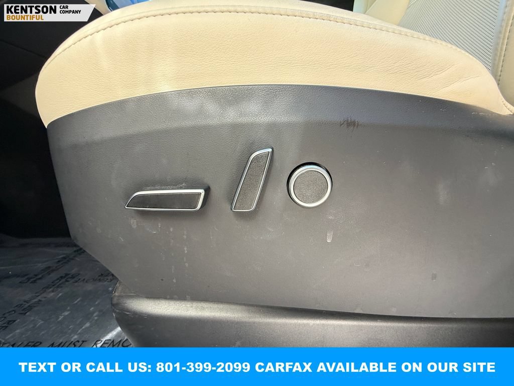 Used 2023 Tesla Model X AWD/4WD image 31