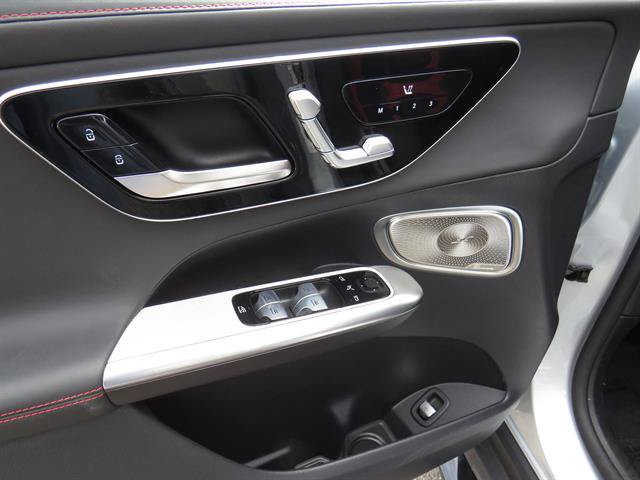 Used 2025 Mercedes-Benz GLC 43 AMG 4MATIC image 10