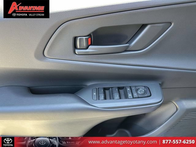 Used 2025 Toyota Prius Plug-In Hybrid FWD image 20