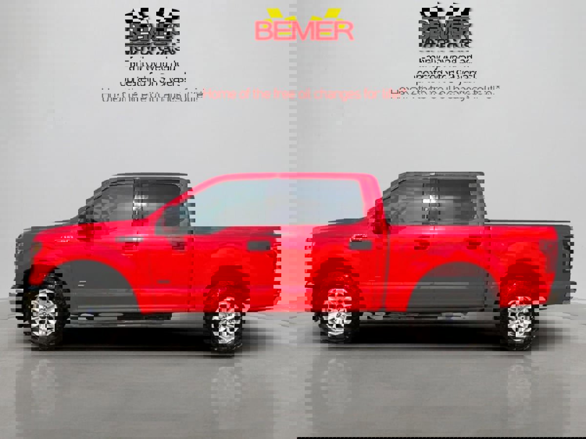 Used 2017 Ford F150 XLT image 2