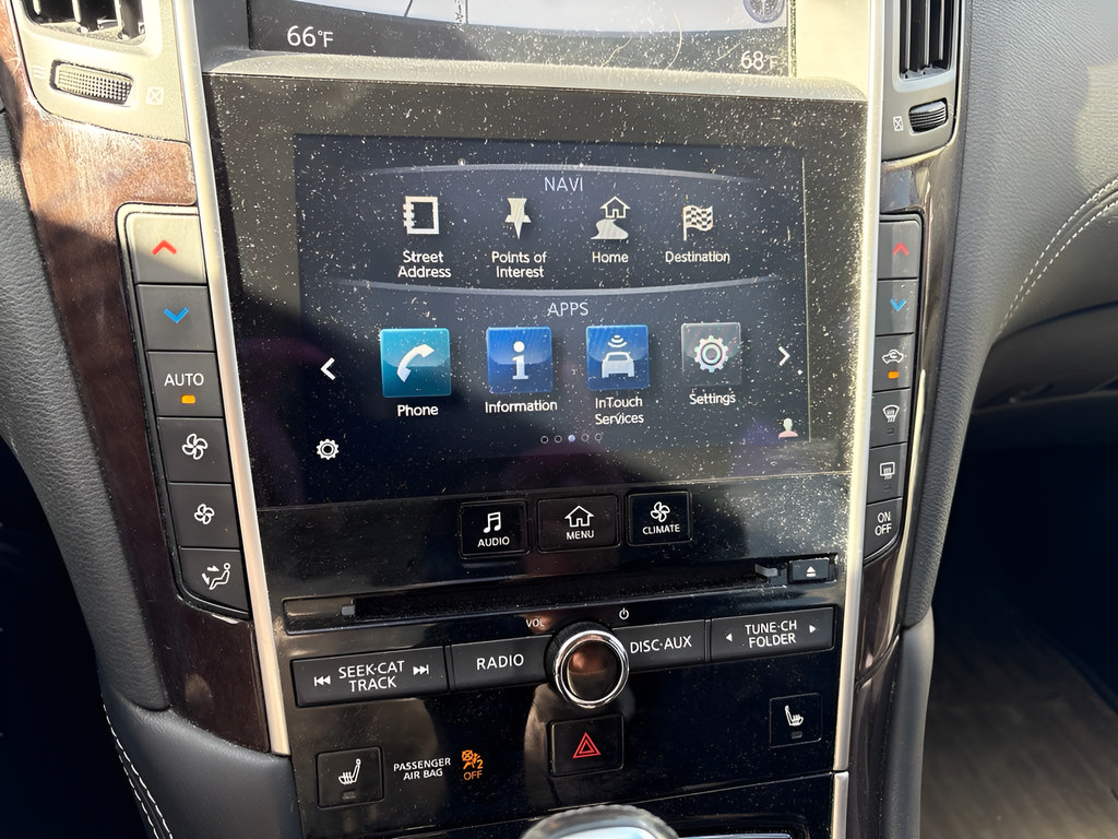 Used 2018 INFINITI Q50 Luxe w/ Sensory Package (Luxe) AWD/4WD image 10