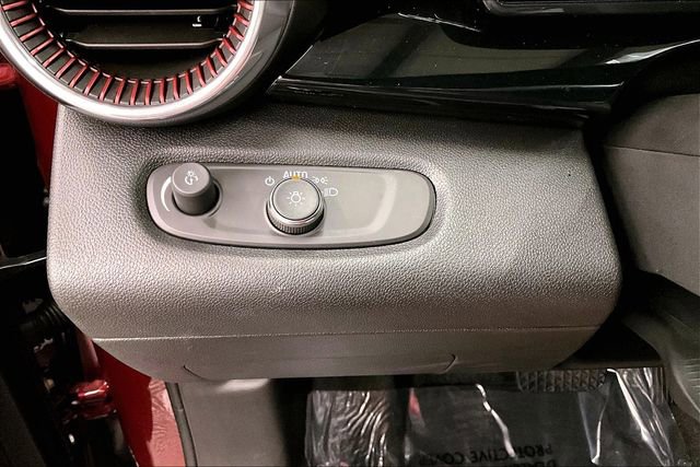 Used 2024 Chevrolet Trax RS w/ Sunroof Package image 36