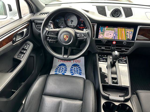 Used 2022 Porsche Macan S image 20