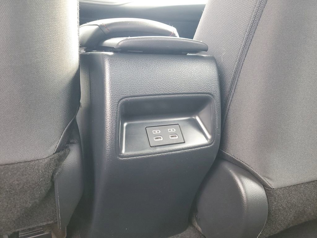 Used 2023 Toyota Corolla SE image 11