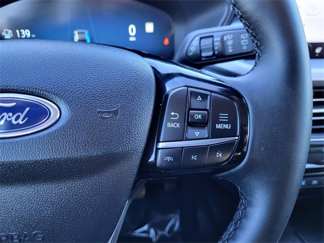 Used 2023 Ford Escape Platinum w/ Premium Technology Package image 9