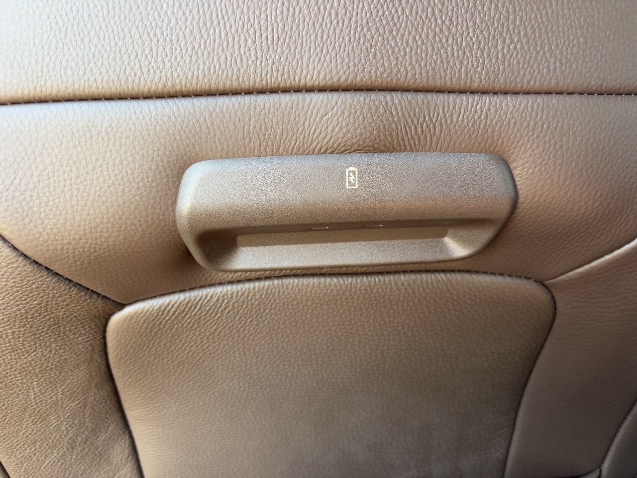 New 2027 Ford Expedition King Ranch RWD image 21