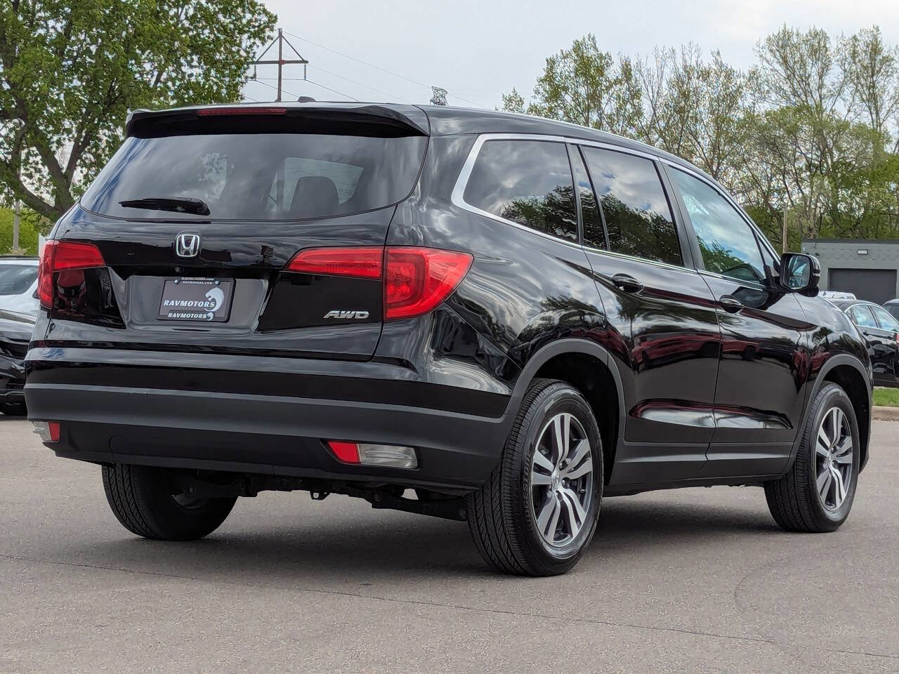 Used 2018 Honda Pilot EX-L image 12
