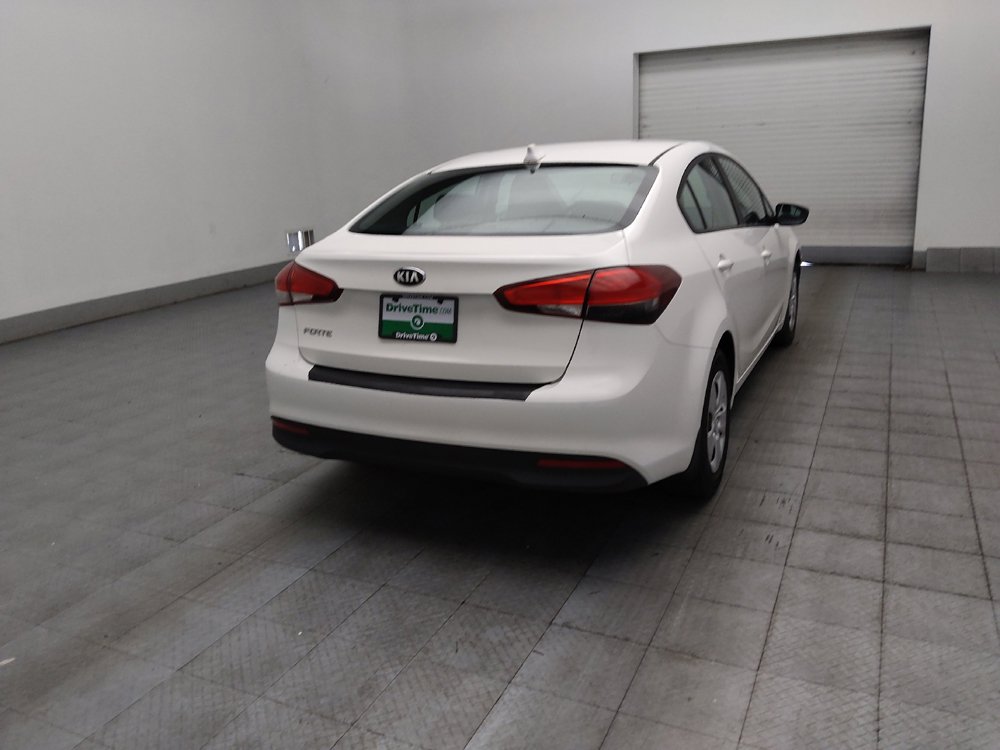 Used 2017 Kia Forte LX FWD image 9