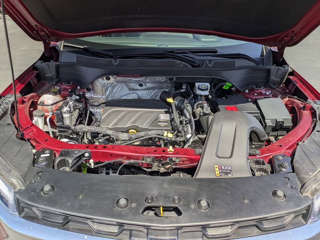 Used 2025 Chevrolet Trax LT w/ LT Convenience Package image 34