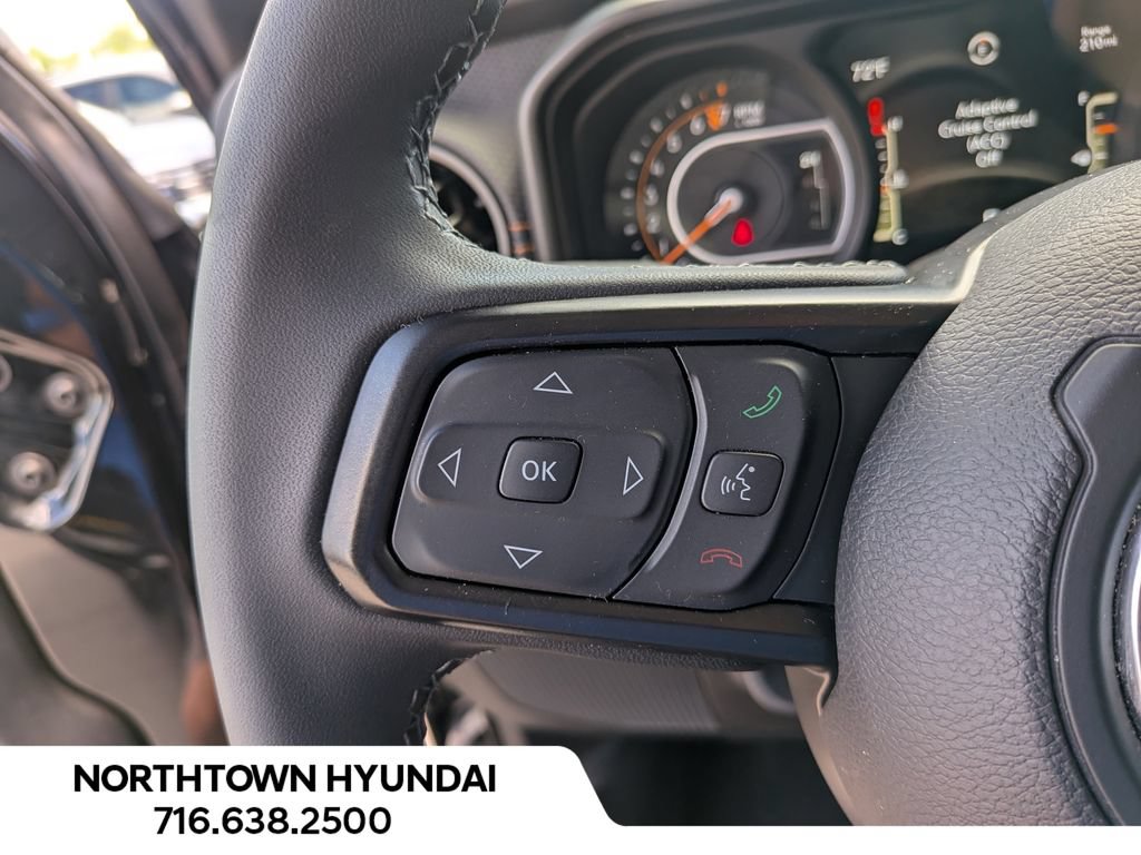 Used 2026 Jeep Gladiator Mojave AWD/4WD image 26