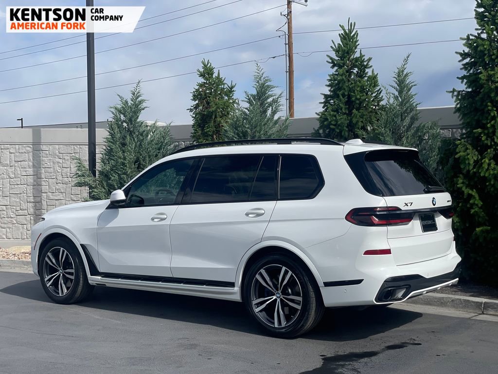 Used 2026 BMW X7 xDrive40i AWD/4WD image 5
