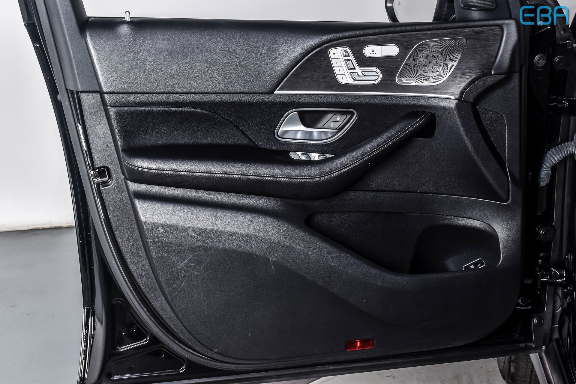 Used 2022 Mercedes-Benz GLE 350 4MATIC w/ Premium Package image 15