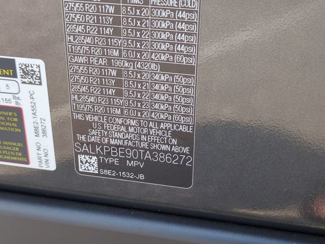 New 2026 Land Rover Range Rover Long Wheelbase SE AWD/4WD image 22