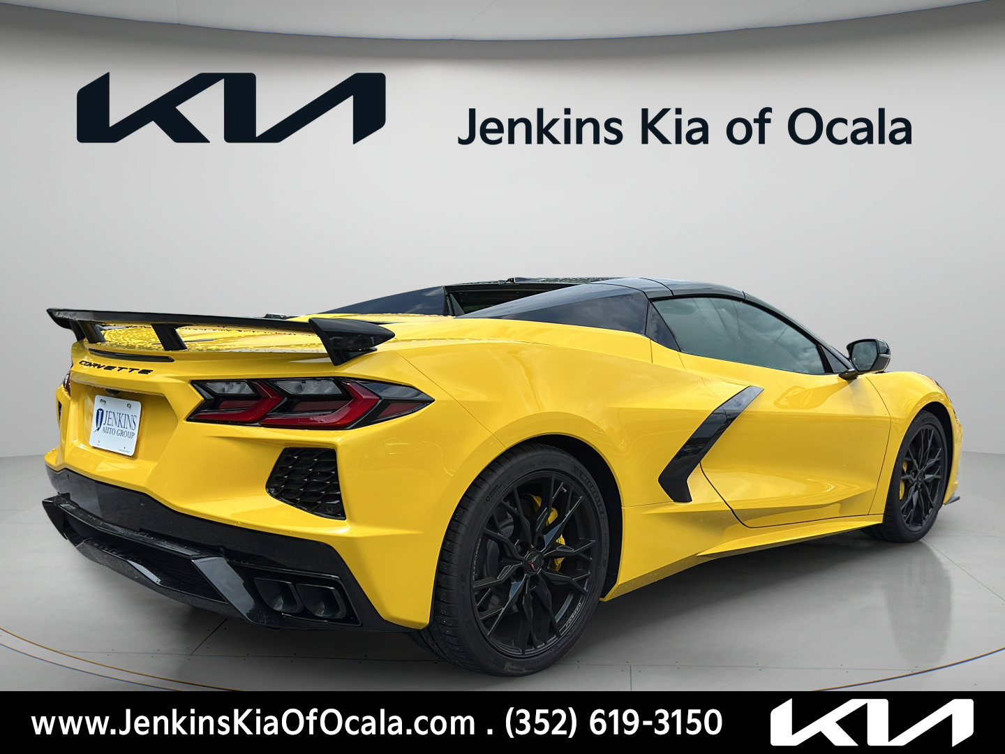 Used 2026 Chevrolet Corvette Stingray Preferred Conv w/ Z51 Performance Package RWD image 3