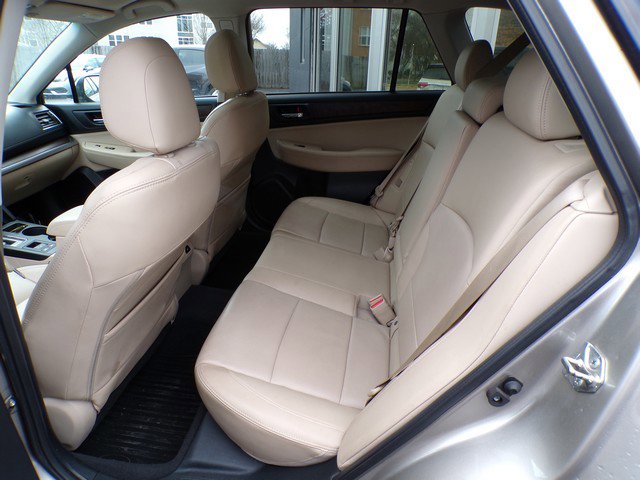 Used 2015 Subaru Outback 2.5i Limited image 15