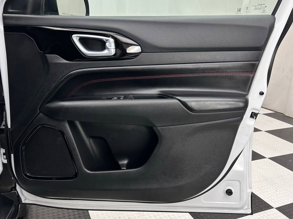 Used 2023 Jeep Compass Trailhawk image 20