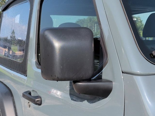 Used 2025 Jeep Wrangler Sport AWD/4WD image 11