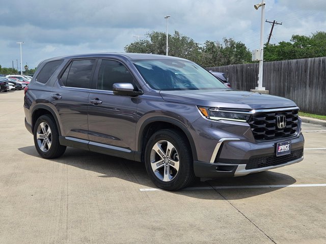 Used 2025 Honda Pilot EX-L image 3