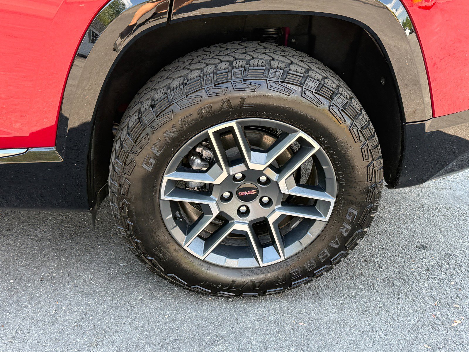 Used 2026 GMC Terrain AT4 AWD/4WD image 10