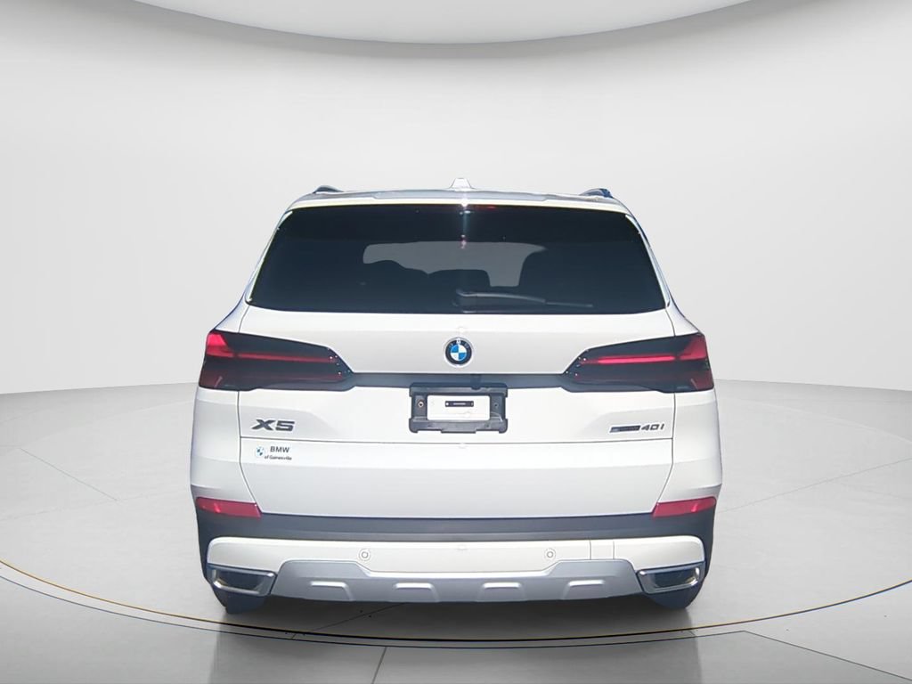 New 2026 BMW X5 sDrive40i w/ Premium Package RWD image 6