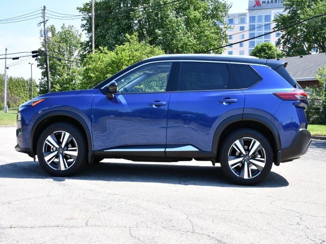Used 2023 Nissan Rogue SL AWD/4WD image 4