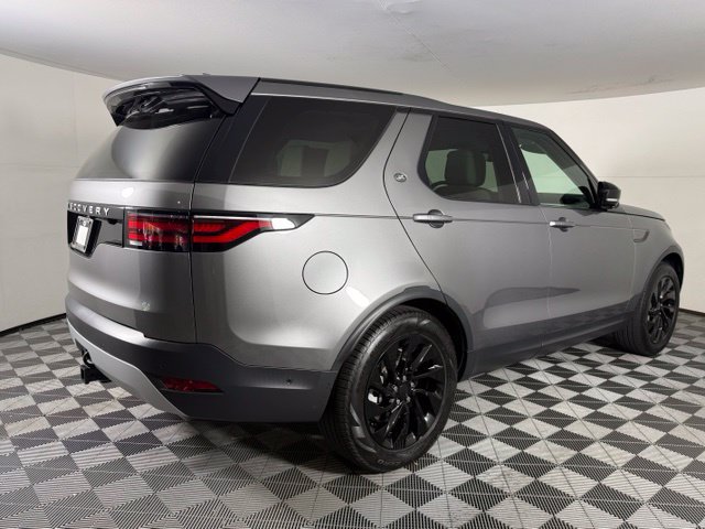 Certified 2025 Land Rover Discovery S AWD/4WD image 7