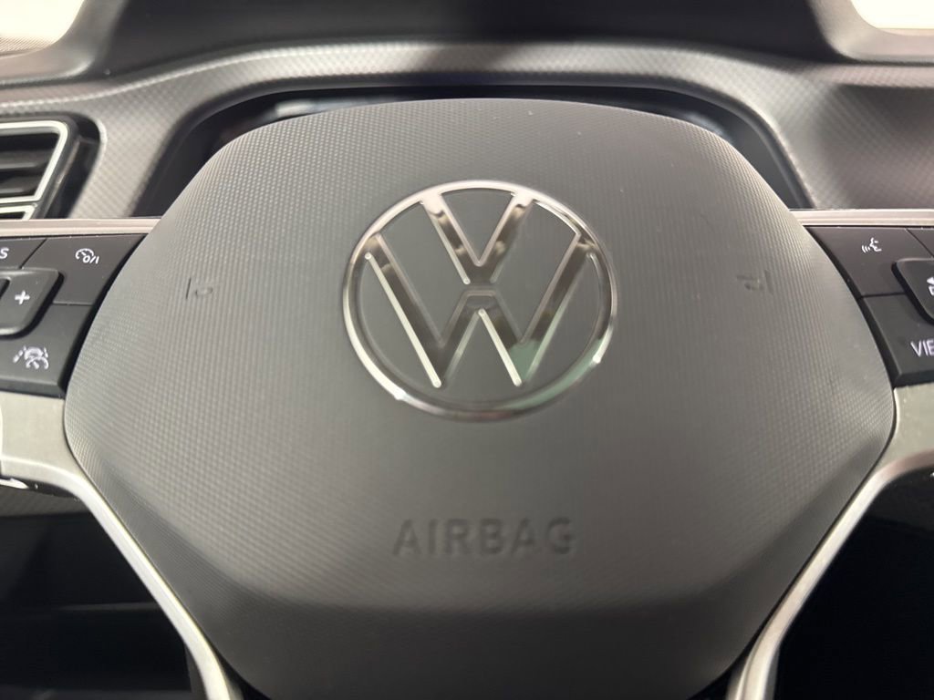 Used 2024 Volkswagen Atlas Peak Edition SEL image 36