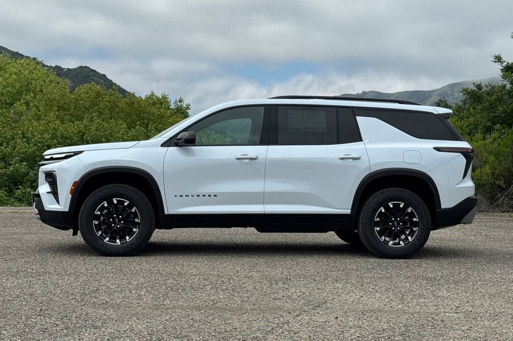 New 2026 Chevrolet Traverse Z71 w/ Driver Confidence Package AWD/4WD image 7