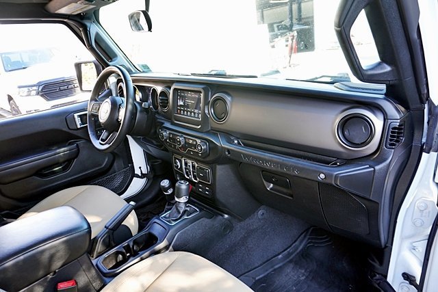 Used 2021 Jeep Wrangler Unlimited Sport AWD/4WD image 17