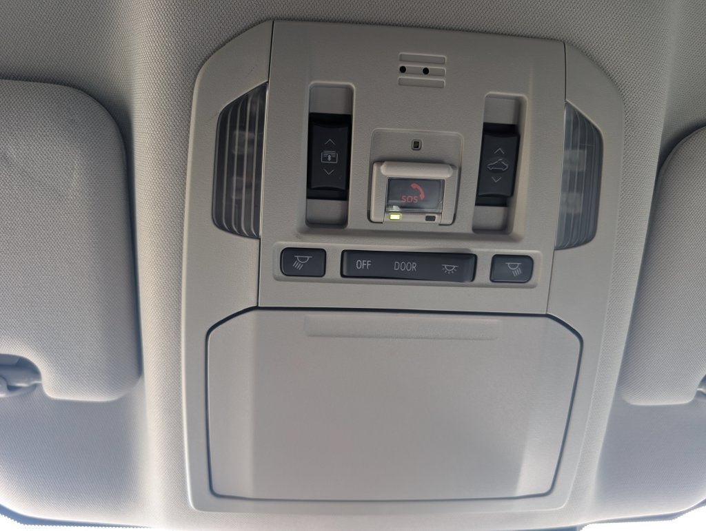 Certified 2021 Toyota Highlander Platinum AWD/4WD image 31