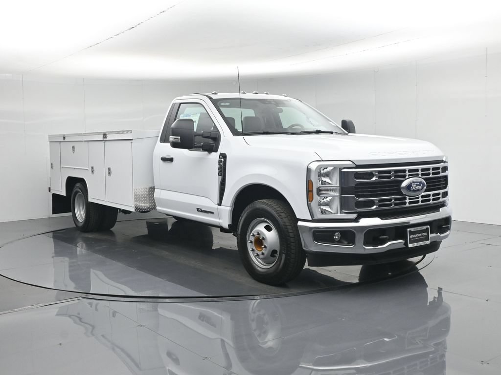 New 2026 Ford F350 XL w/ XL Chrome Package