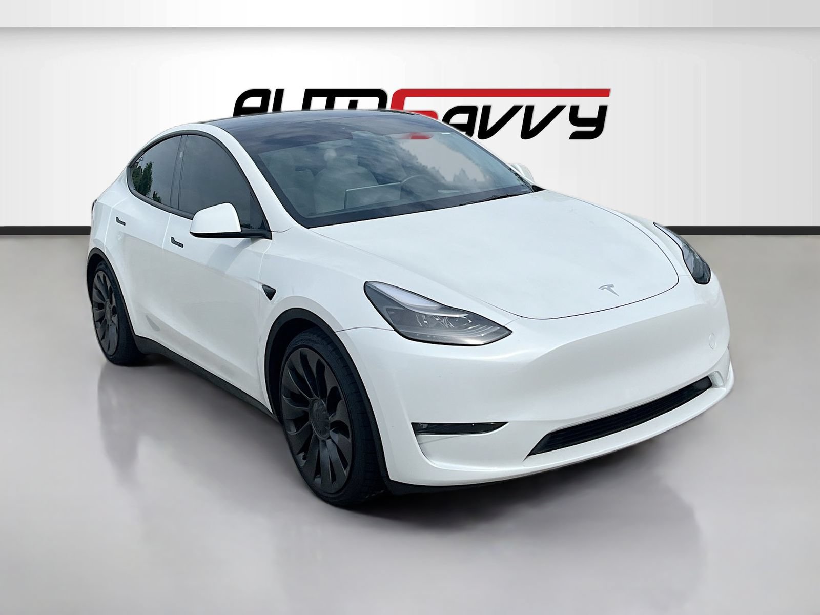 Used 2024 Tesla Model Y Performance AWD/4WD image 1