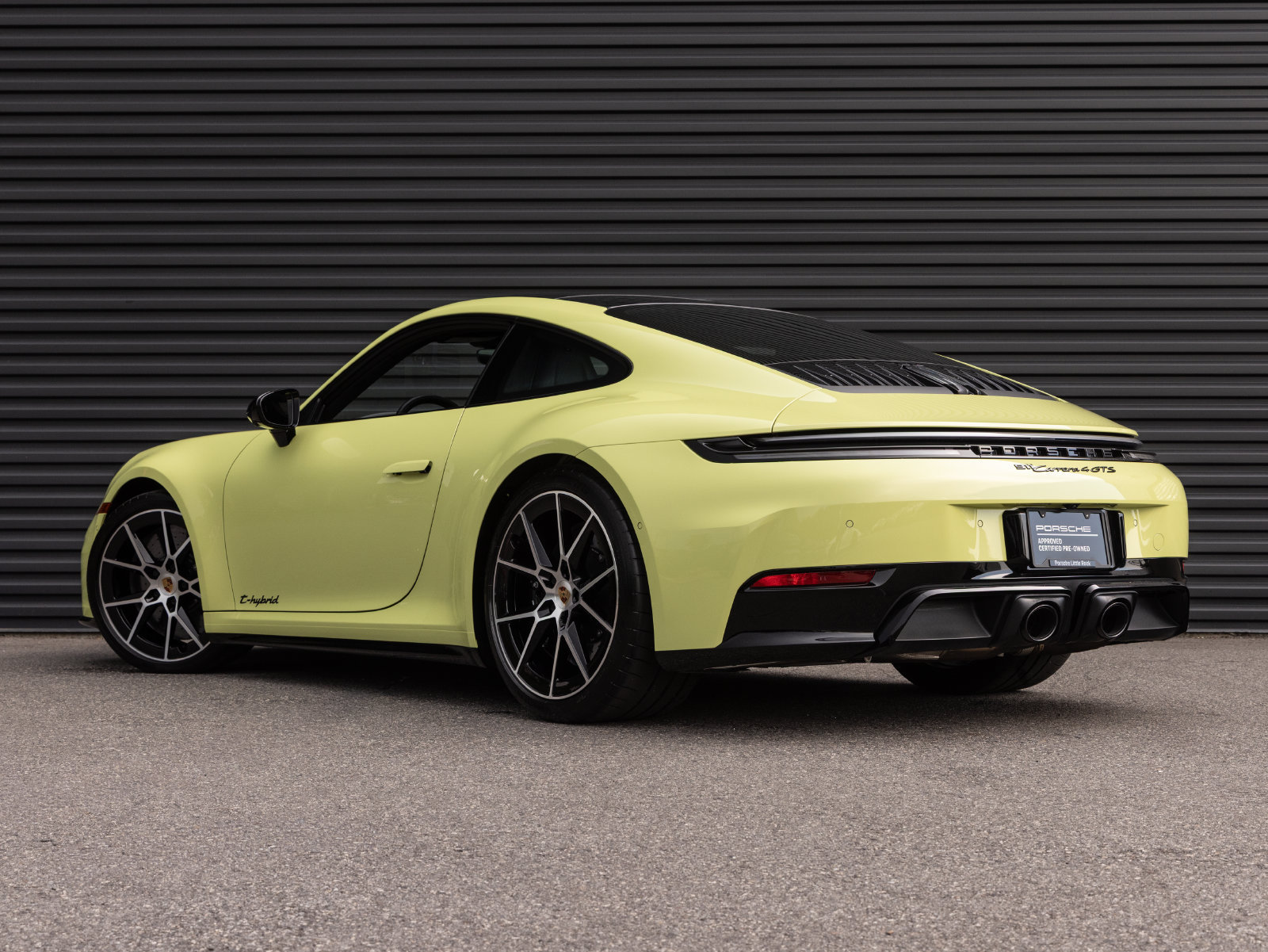 Used 2025 Porsche 911 Carrera 4 GTS AWD/4WD image 3