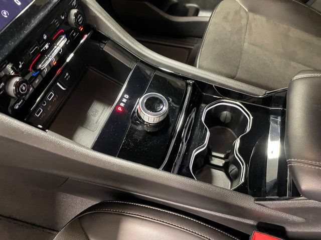 Used 2023 Jeep Grand Cherokee L Laredo AWD/4WD image 17