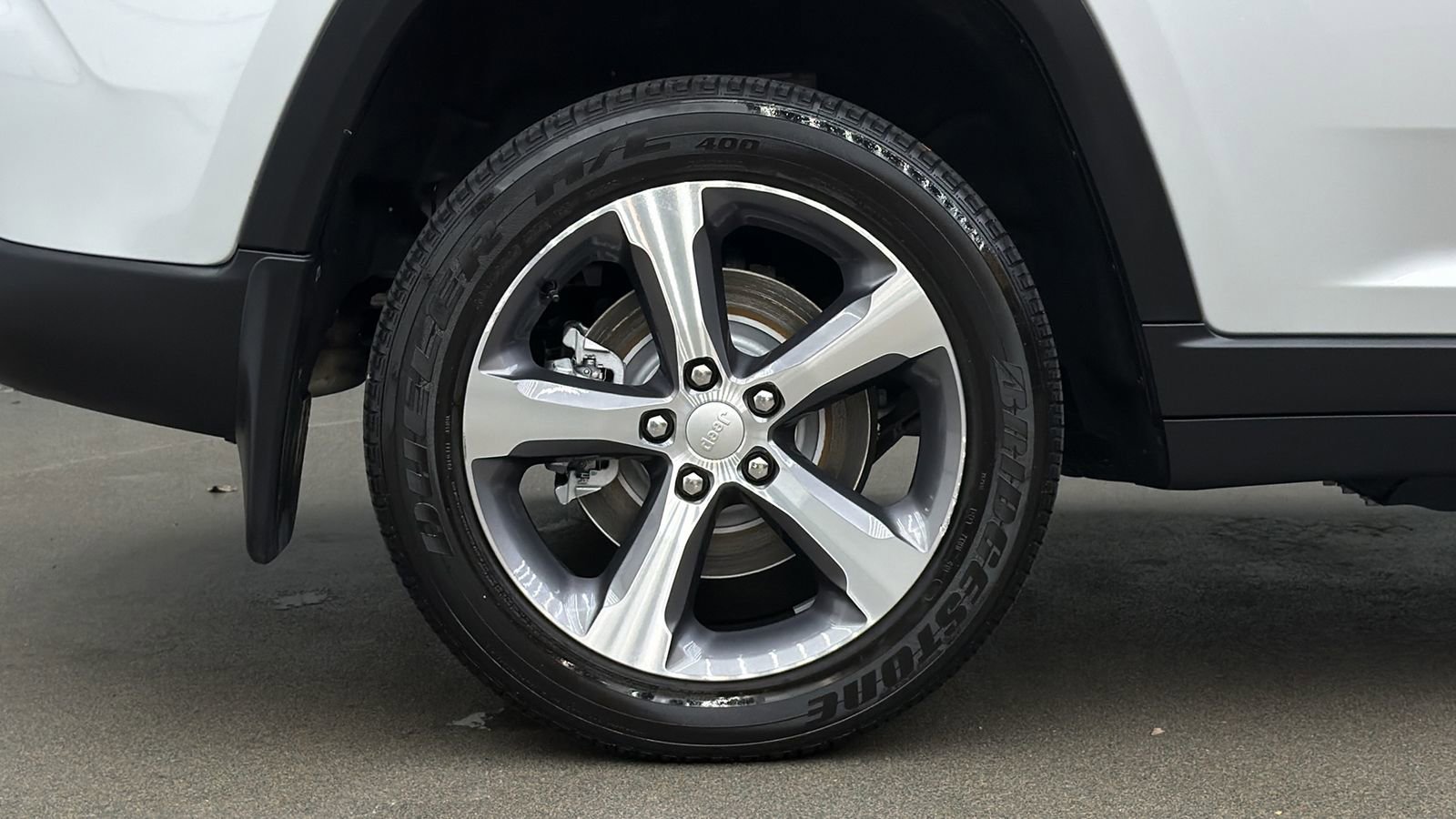 Used 2024 Jeep Grand Cherokee Limited 4xe w/ Luxury Tech Group II AWD/4WD image 11