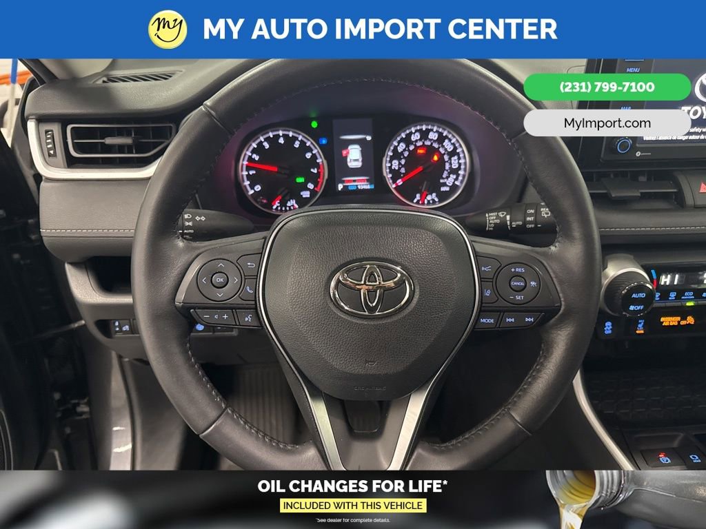 Used 2022 Toyota RAV4 XLE w/ Convenience Package image 15