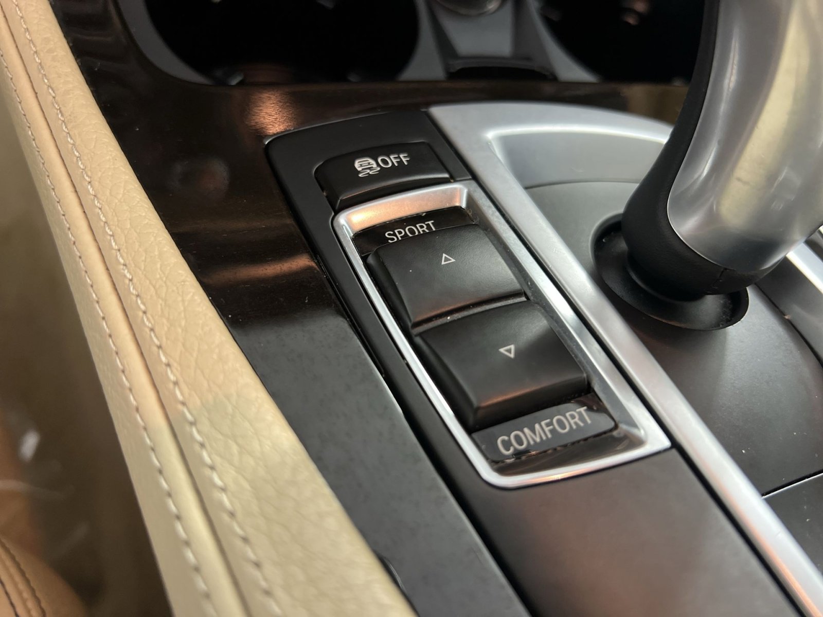 Used 2015 BMW 535i xDrive Sedan image 35