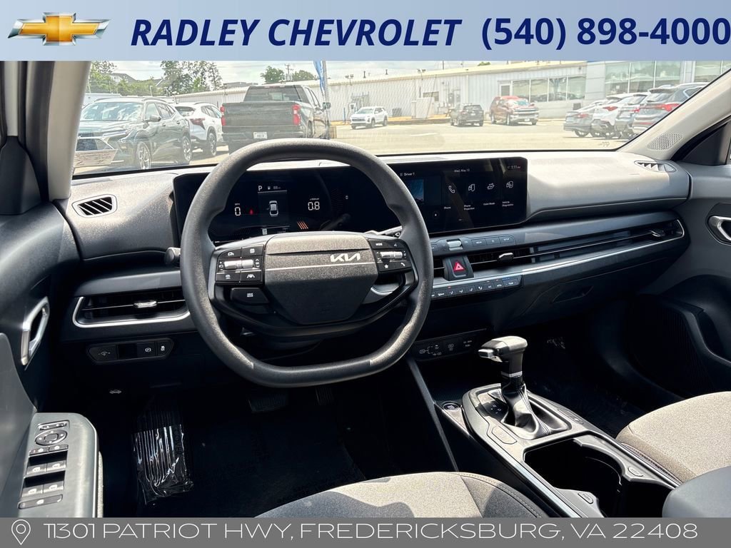 Used 2025 Kia K4 FWD image 13