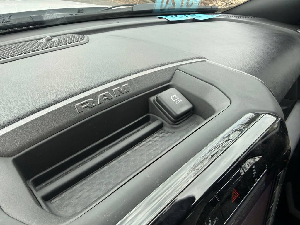 New 2025 RAM 2500 Tradesman w/ Safety Group AWD/4WD image 31