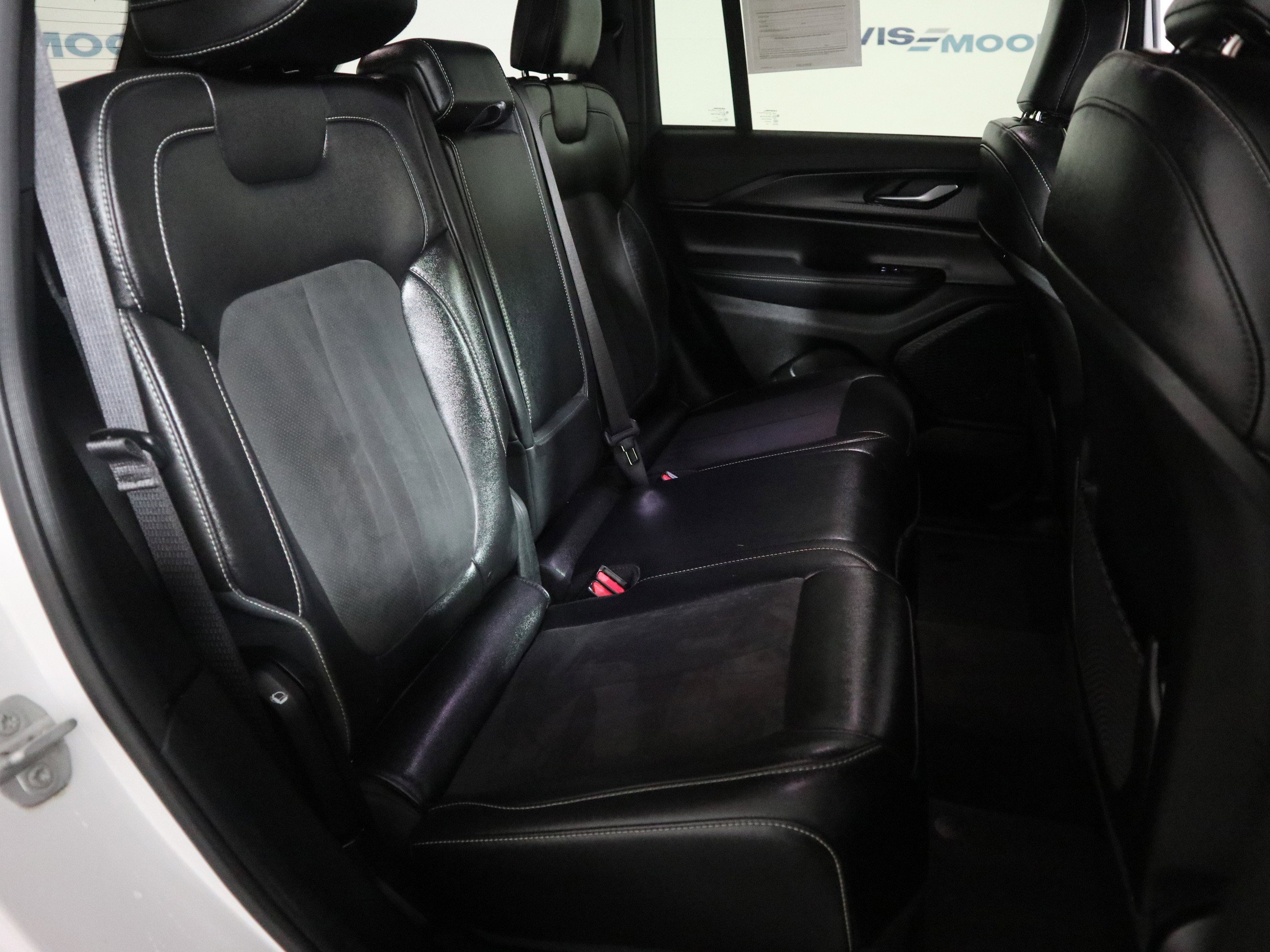 Used 2023 Jeep Grand Cherokee Altitude image 22