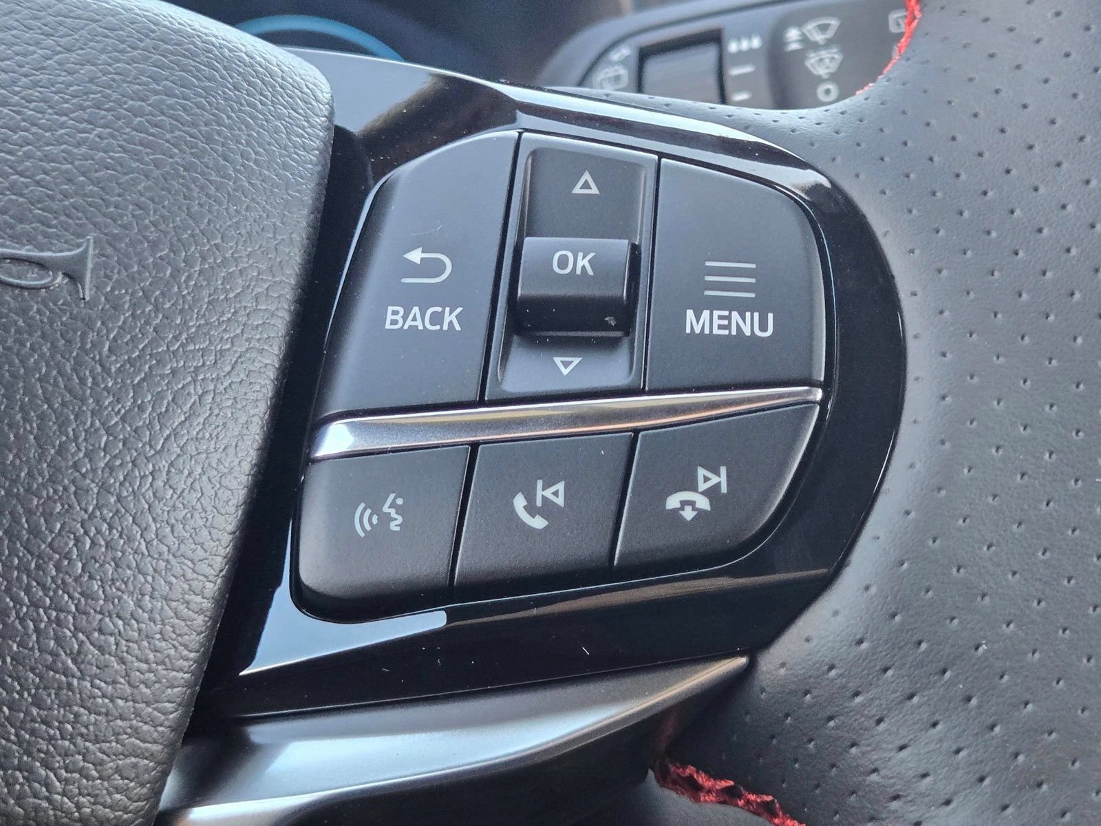 New 2026 Ford Explorer ST-Line w/ ST-Line Street Pack AWD/4WD image 27