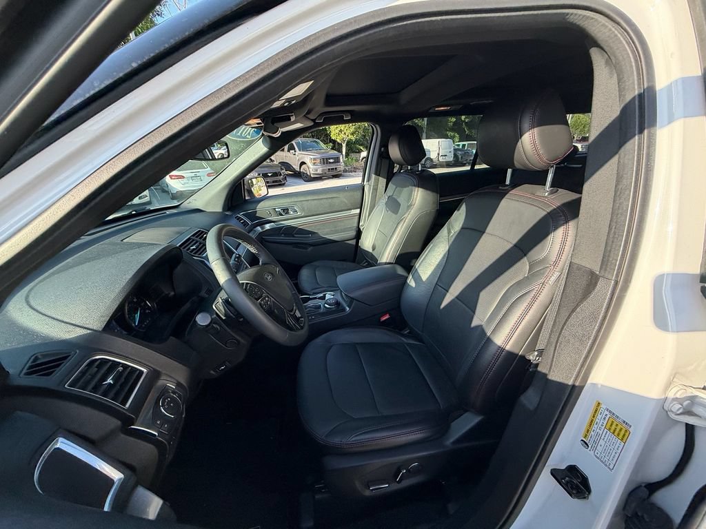 Used 2017 Ford Explorer Sport w/ Equipment Group 401A AWD/4WD image 9