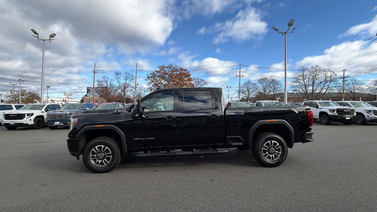 Certified 2023 GMC Sierra 2500 AT4 image 4