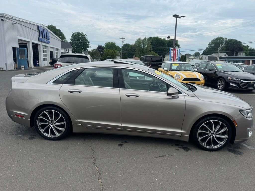 Used 2019 Lincoln MKZ Reserve w/ Reserve Plus Package AWD/4WD image 4