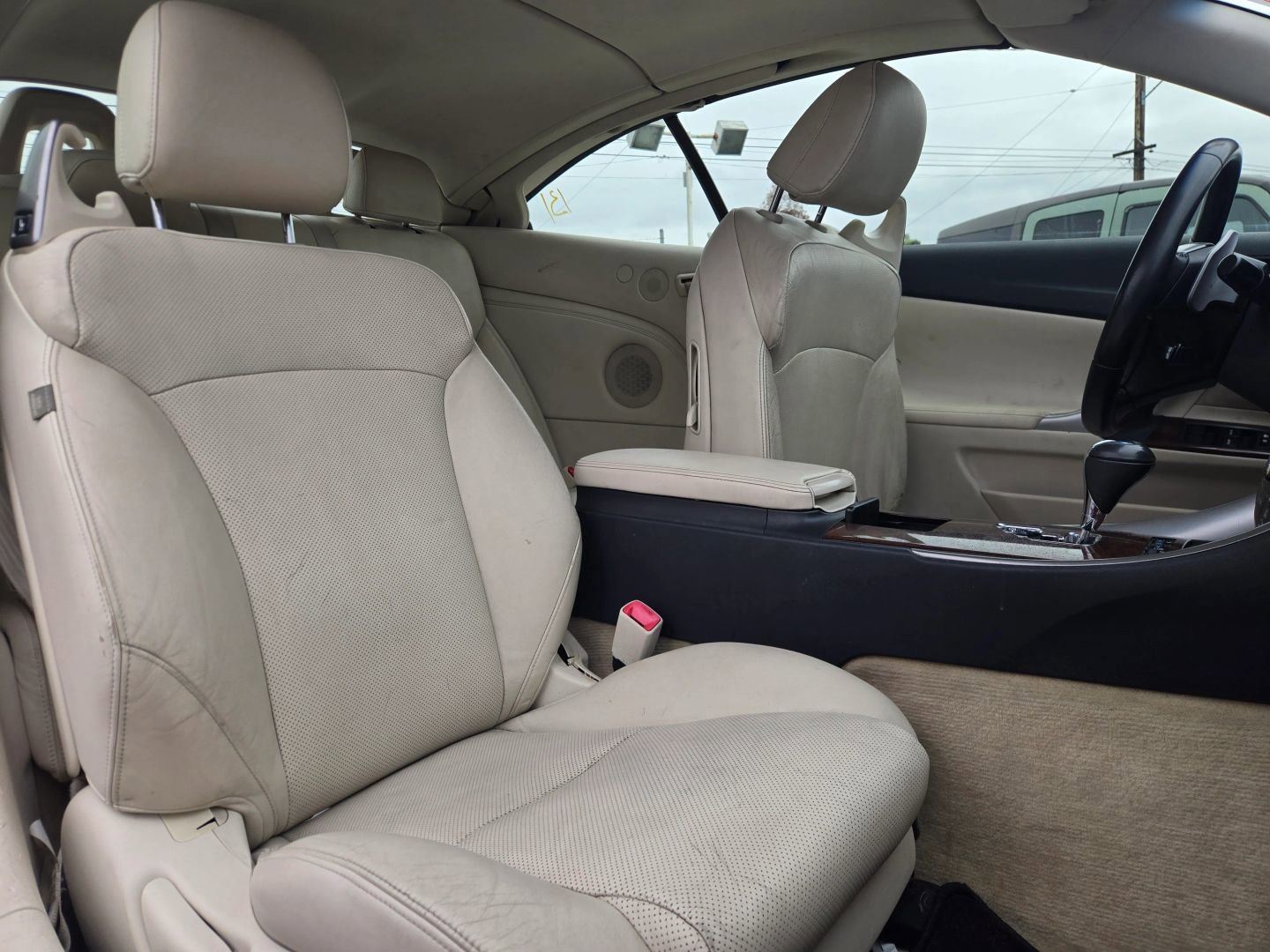 Used 2012 Lexus IS 250C image 15