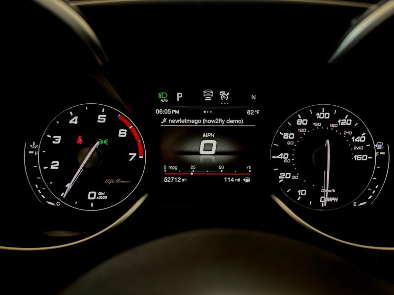 Used 2019 Alfa Romeo Giulia AWD image 18