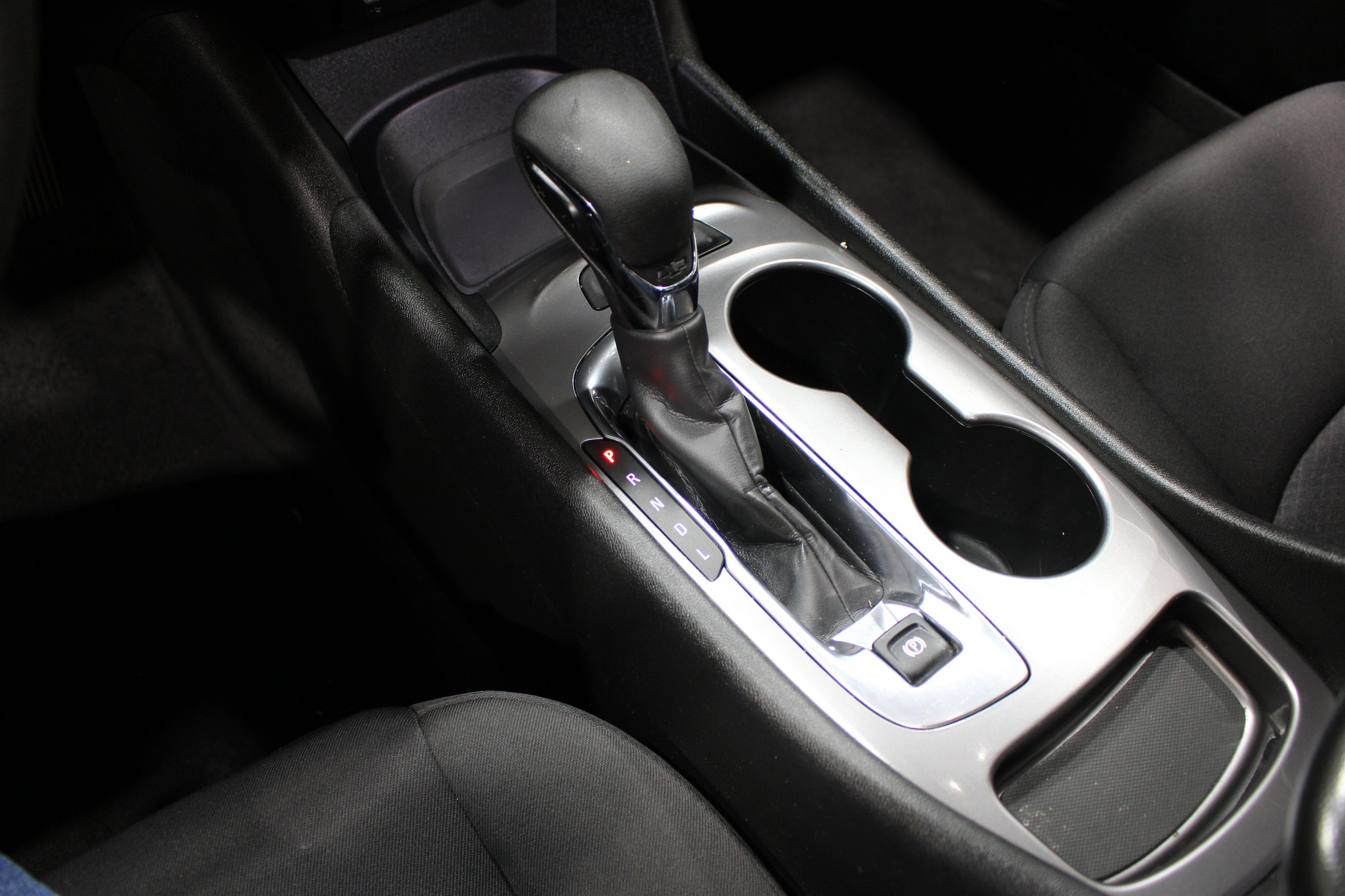 Used 2023 Chevrolet Malibu LS FWD image 18