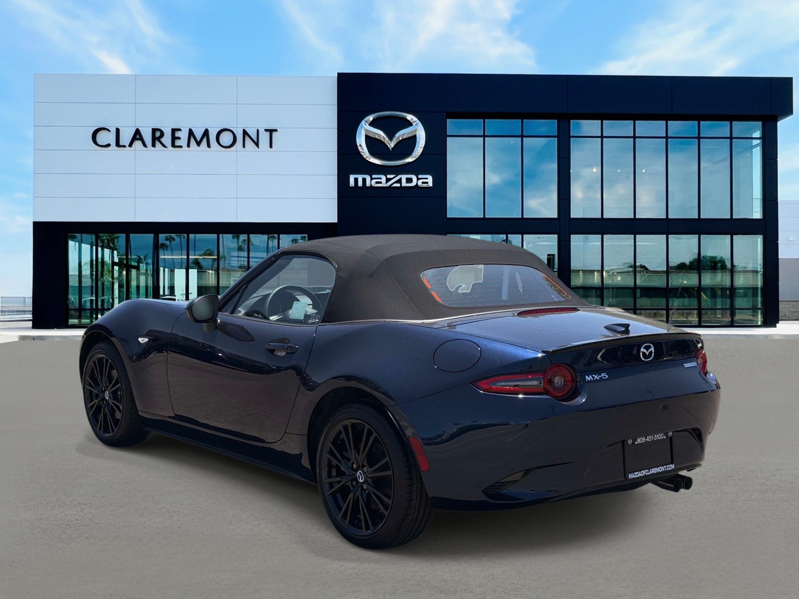 New 2026 MAZDA MX-5 Miata Club w/ Interior Package RWD image 6