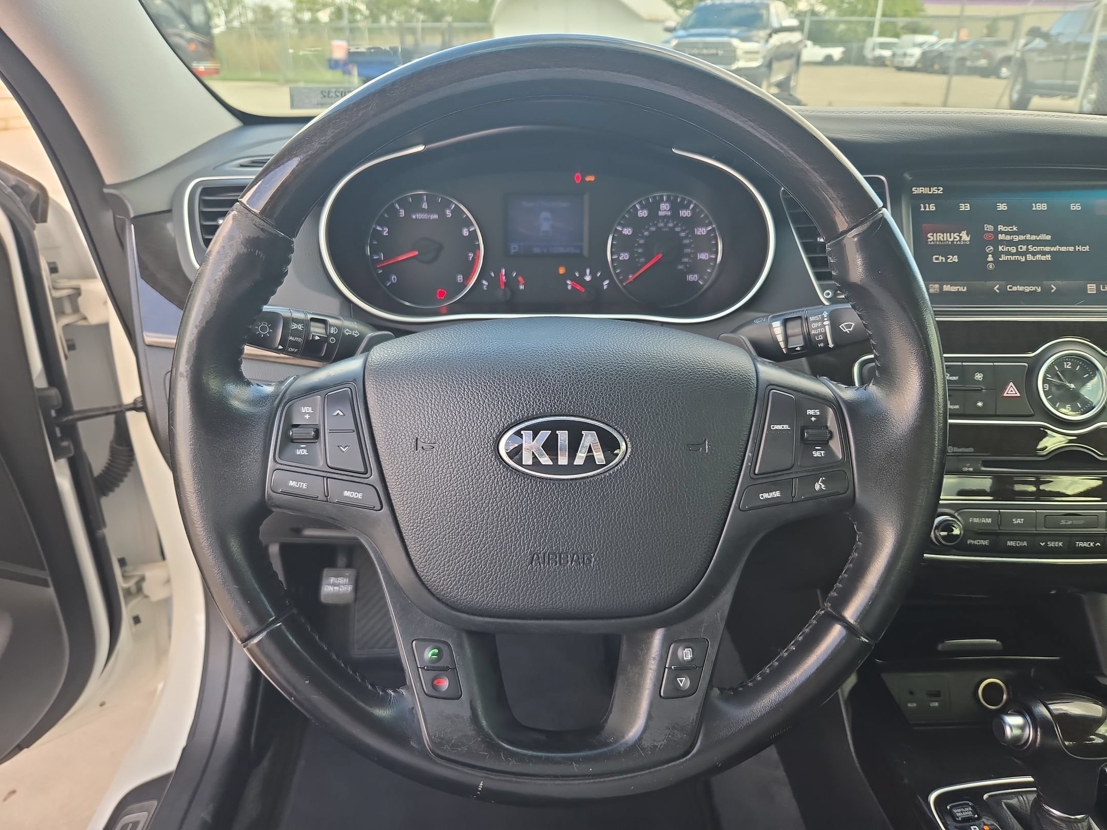 Used 2014 Kia Cadenza Premium FWD image 20