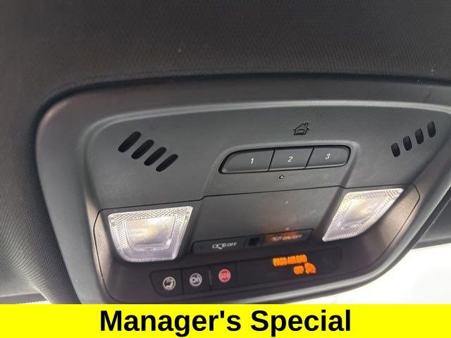 Used 2022 Chevrolet Traverse LT w/ LPO, Floor Liner Package image 30